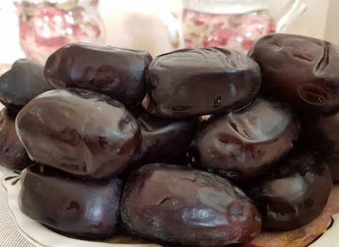 خرما مضافتی ۶۰۰ گرمی بسته‌ بندی استاندارد